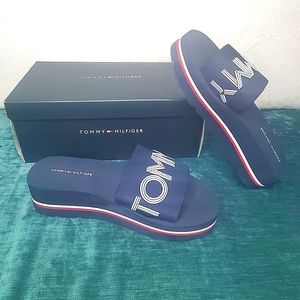 Tommy Hilfiger Chunky Slides